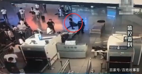 男子過安檢時拔腿就跑，被民警抓獲后一查傻了眼：心虛，跑習(xí)慣了